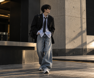 Quần jeans dáng rộng (baggy) streetwear
